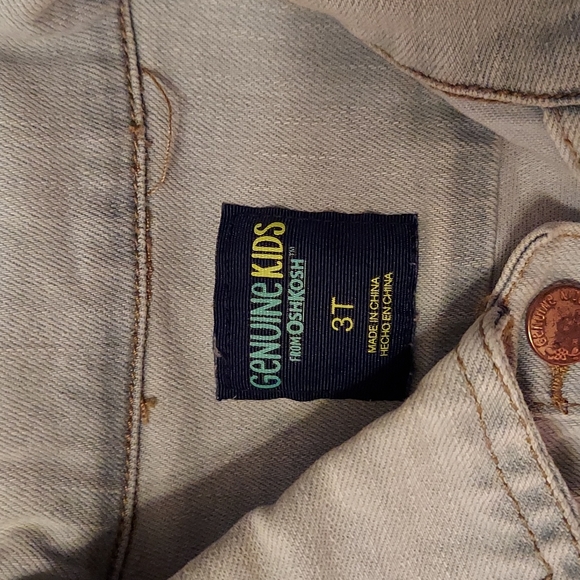 Girl's Oshkosh jean jacket - Picture 3 of 6